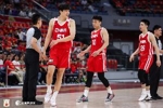 解说：中国队前场对日本是碾压 只要后卫群表现正常 赢球不在话下